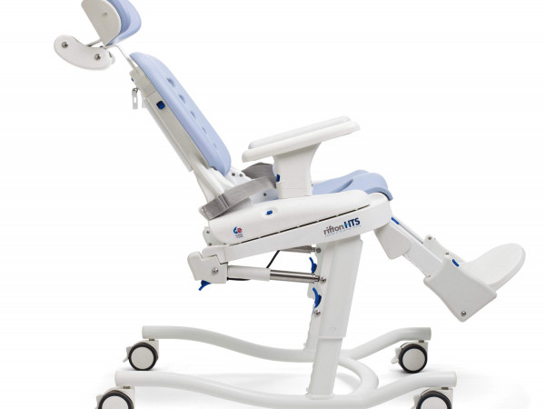 GS8V4A-40VA Commode chair for disabled use